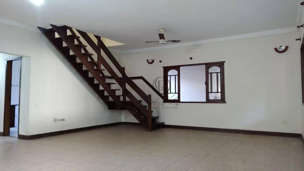 Casa, 3 quartos, 300 m² - Foto 7