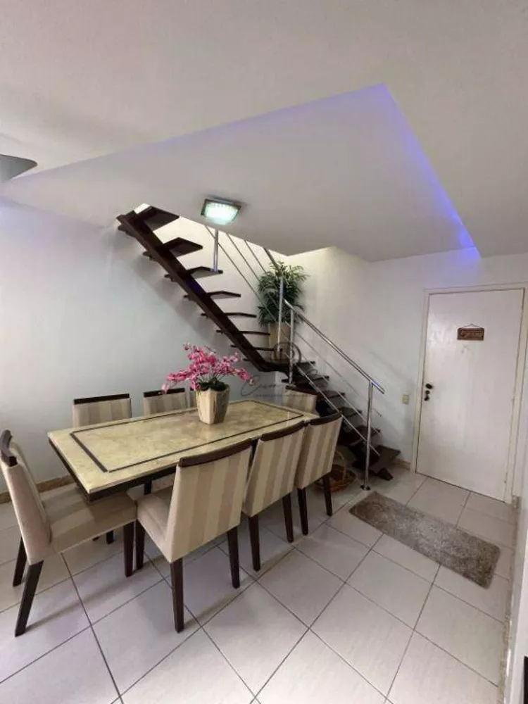 Cobertura, 3 quartos, 220 m² - Foto 9