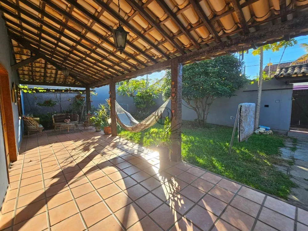 Casa, 4 quartos, 220 m² - Foto 4