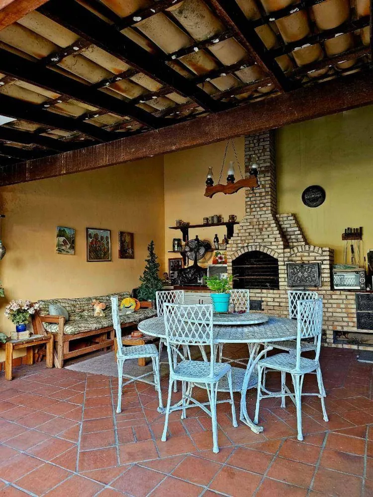 Casa, 4 quartos, 220 m² - Foto 17