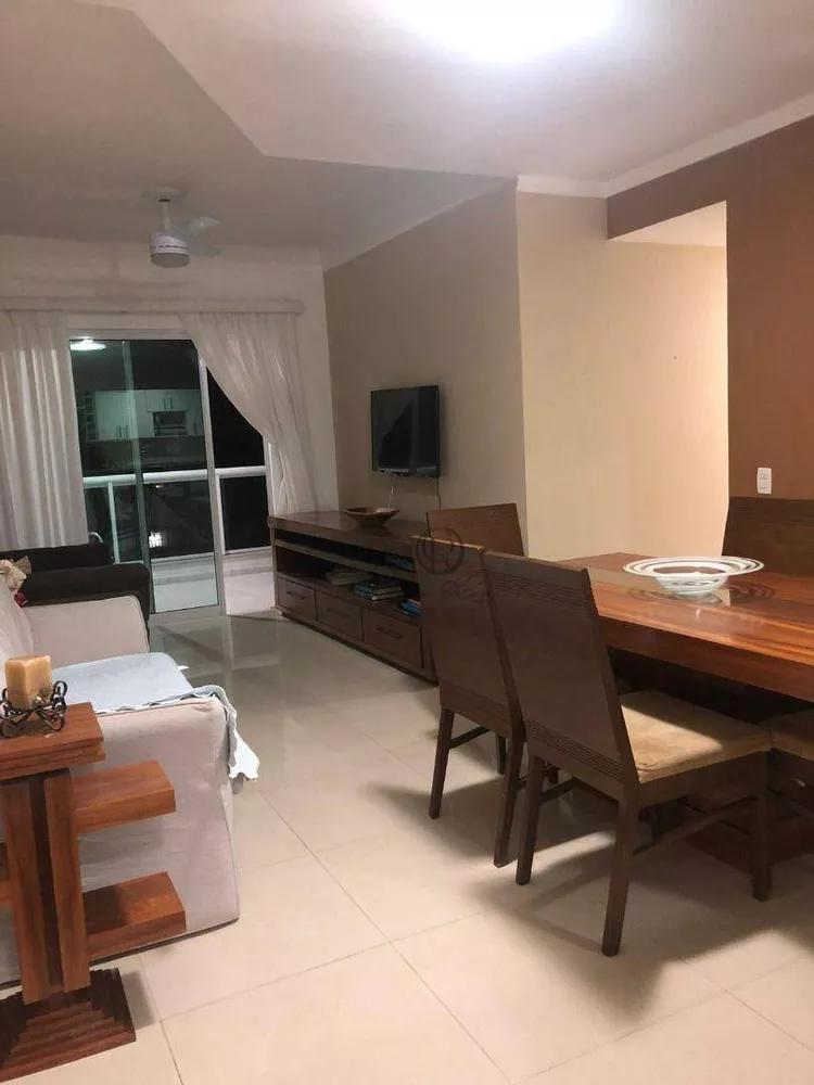 Apartamento, 3 quartos, 250 m² - Foto 1