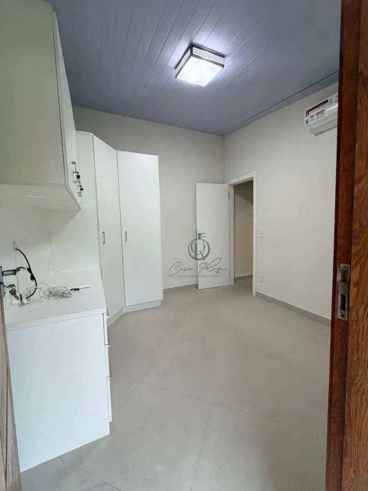Casa, 4 quartos, 340 m² - Foto 43