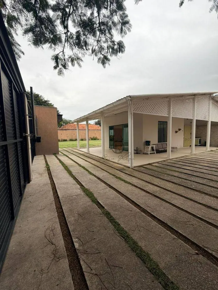 Casa, 4 quartos, 340 m² - Foto 1