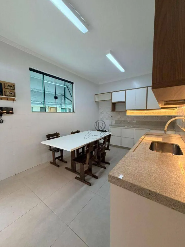Casa, 4 quartos, 340 m² - Foto 28
