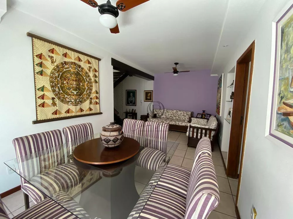 Cobertura, 3 quartos, 220 m² - Foto 1