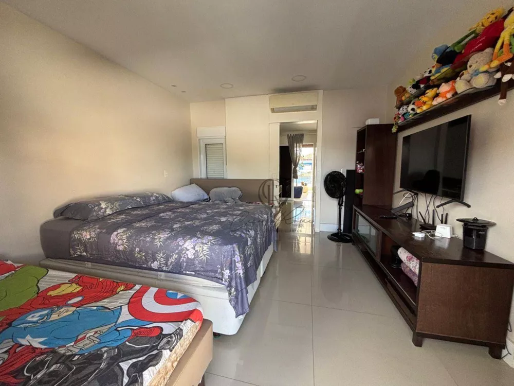 Casa, 4 quartos, 265 m² - Foto 15