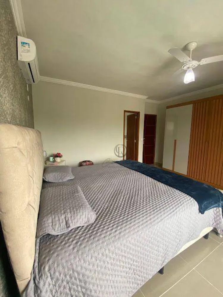 Casa, 5 quartos, 219 m² - Foto 4