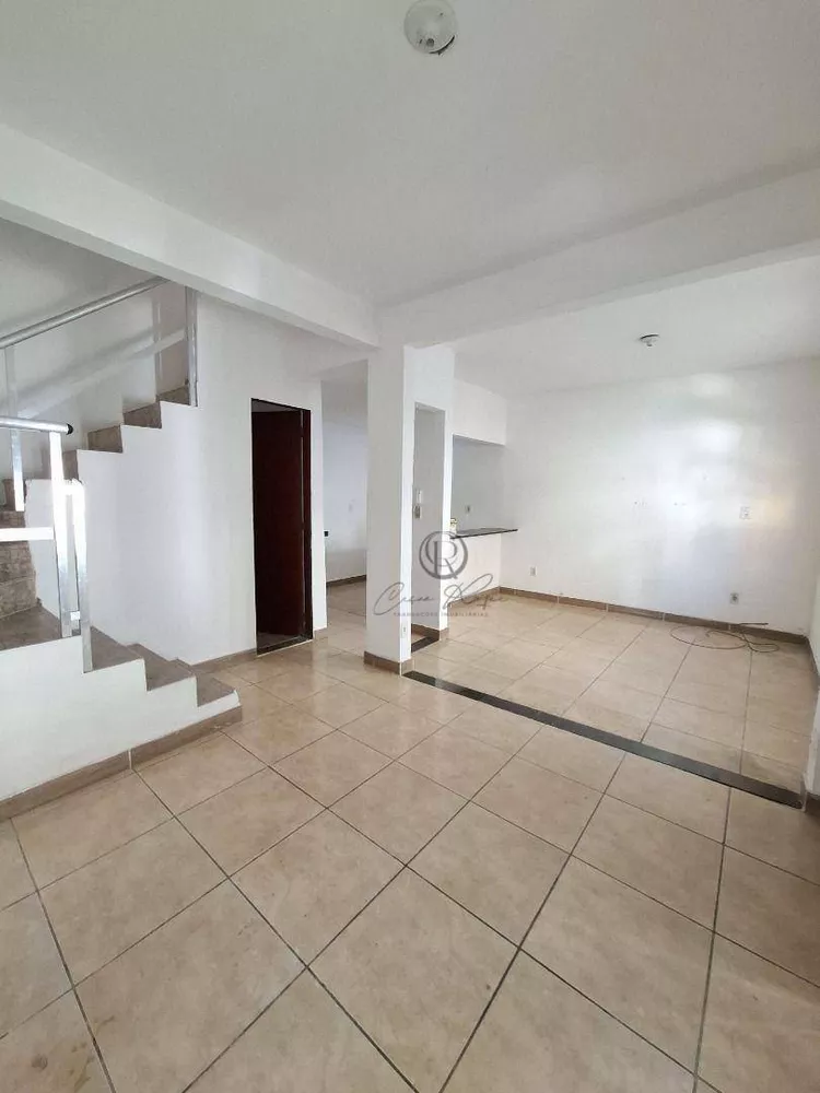 Casa, 2 quartos, 75 m² - Foto 1