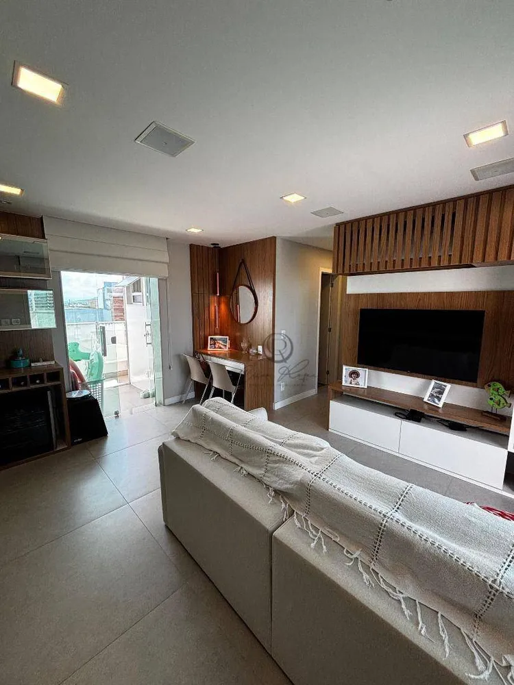 Cobertura, 3 quartos, 230 m² - Foto 4