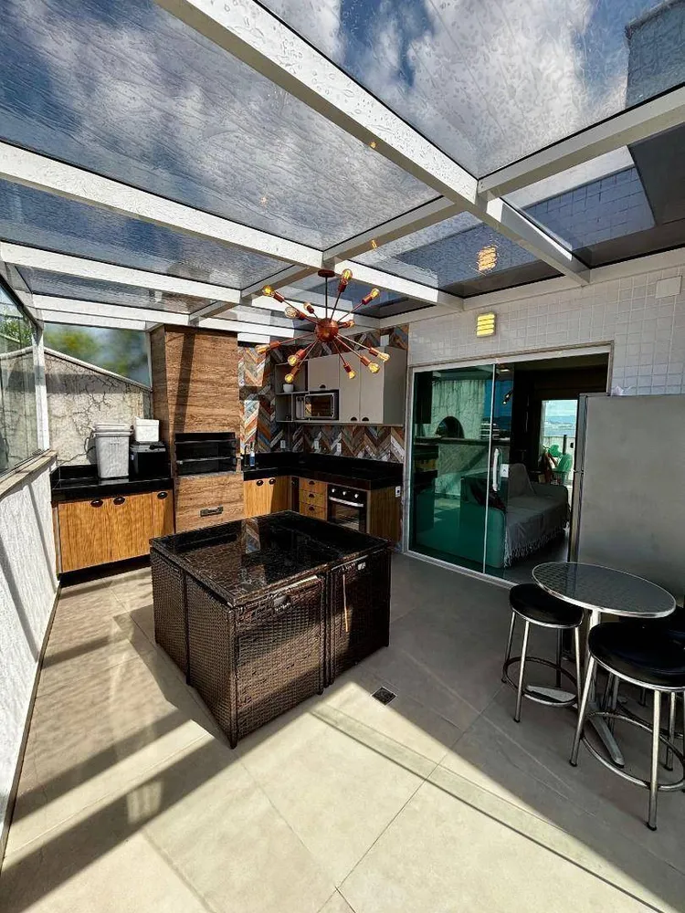 Cobertura, 3 quartos, 230 m² - Foto 1