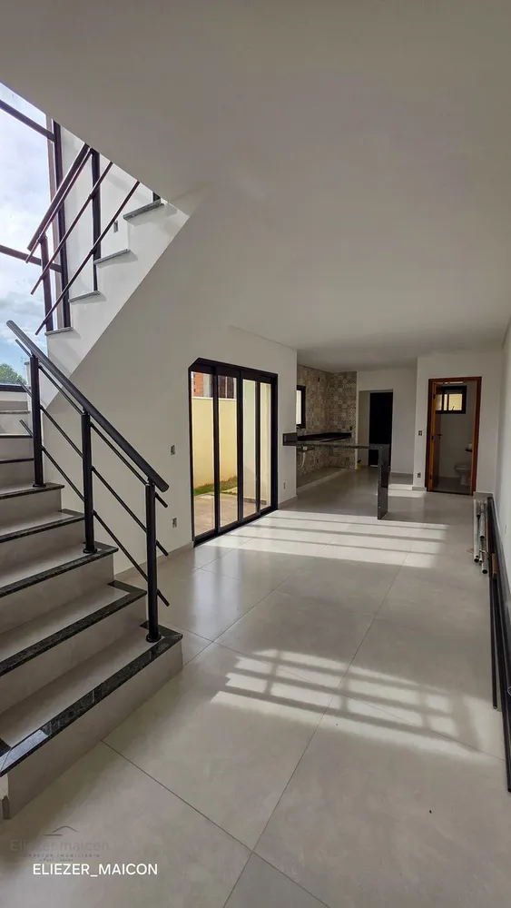 Sobrado, 3 quartos, 127 m² - Foto 1
