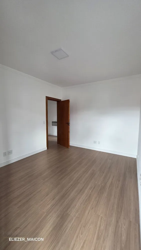 Sobrado, 3 quartos, 222 m² - Foto 3