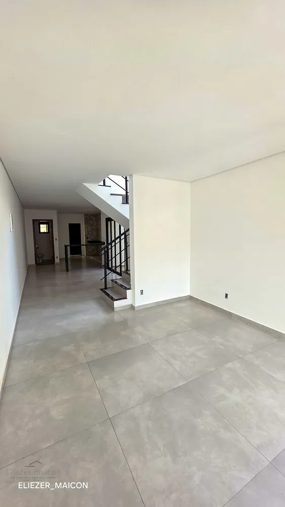 Sobrado, 3 quartos, 127 m² - Foto 2