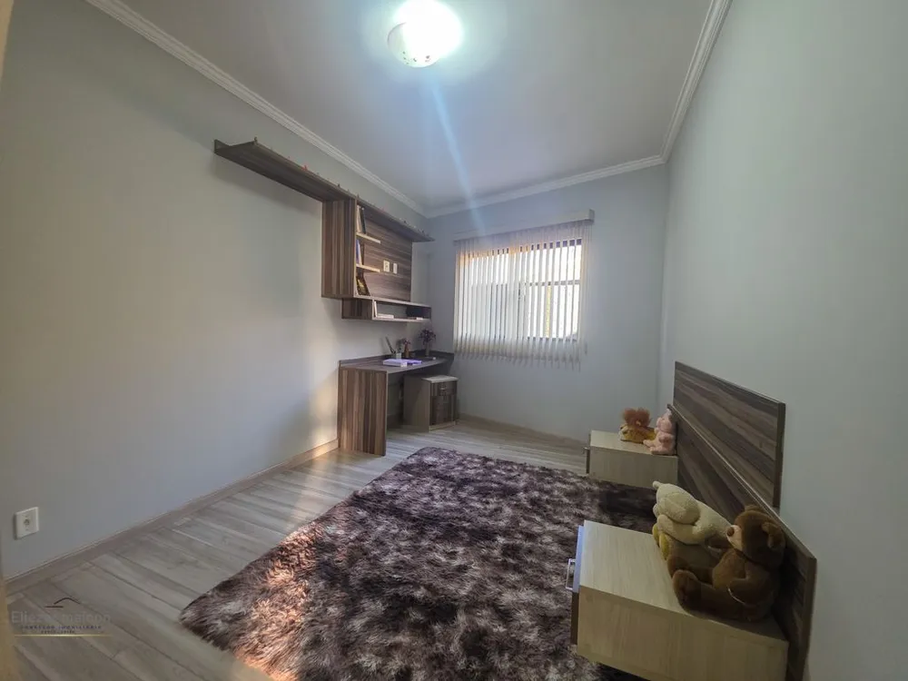Casa, 3 quartos, 307 m² - Foto 3