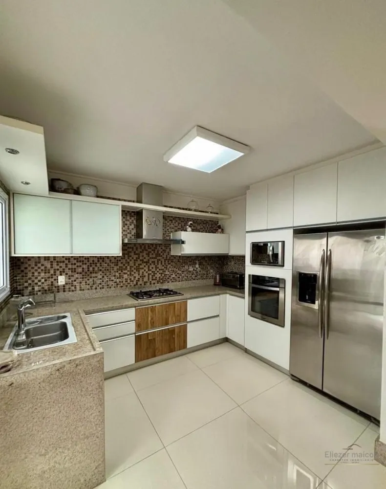 Casa, 3 quartos, 190 m² - Foto 2