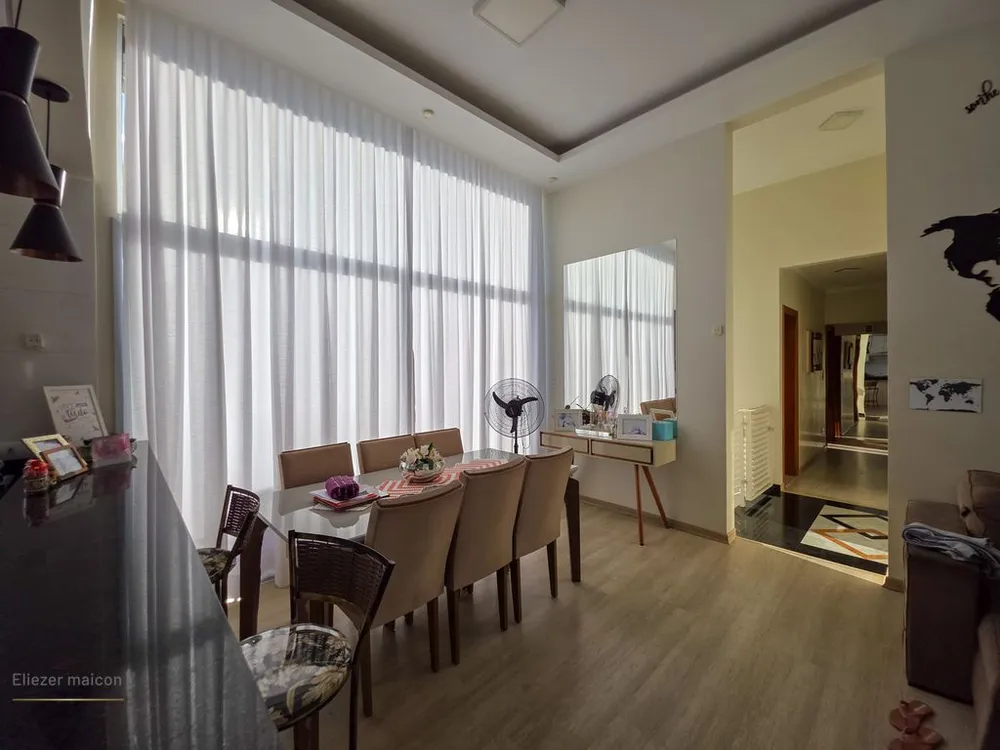 Casa, 3 quartos, 420 m² - Foto 1