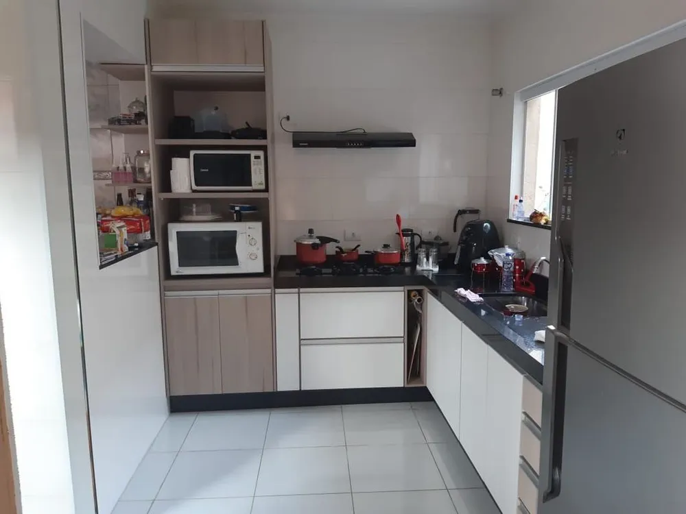 Casa, 3 quartos, 250 m² - Foto 4