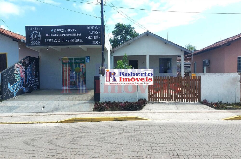 Casa à venda e aluguel com 3 quartos, 144m² - Foto 1
