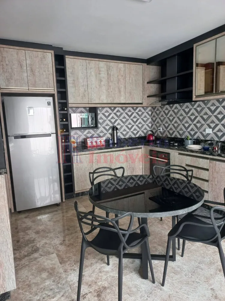 Casa, 3 quartos, 176 m² - Foto 7