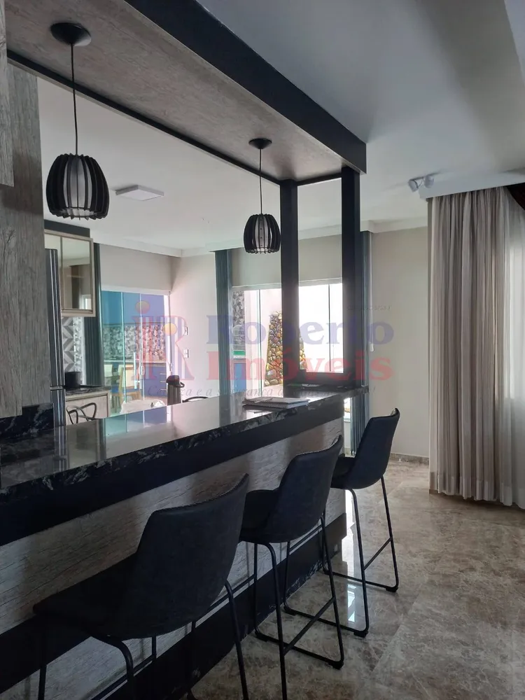 Casa, 3 quartos, 176 m² - Foto 8