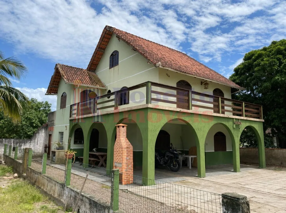 Sobrado, 5 quartos, 219 m² - Foto 1
