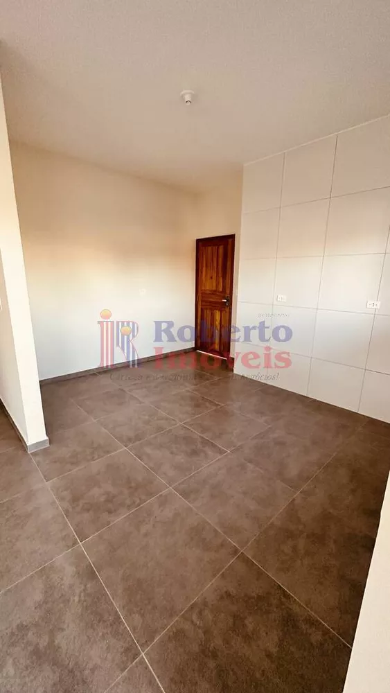 Casa à venda com 3 quartos, 80m² - Foto 5