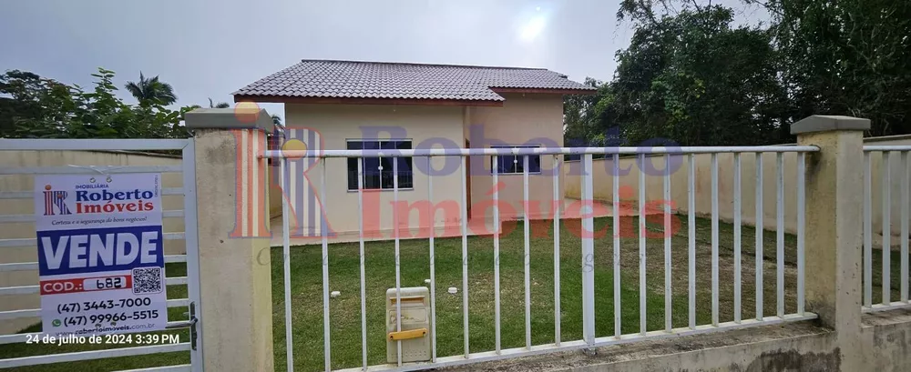 Casa à venda com 3 quartos, 80m² - Foto 2