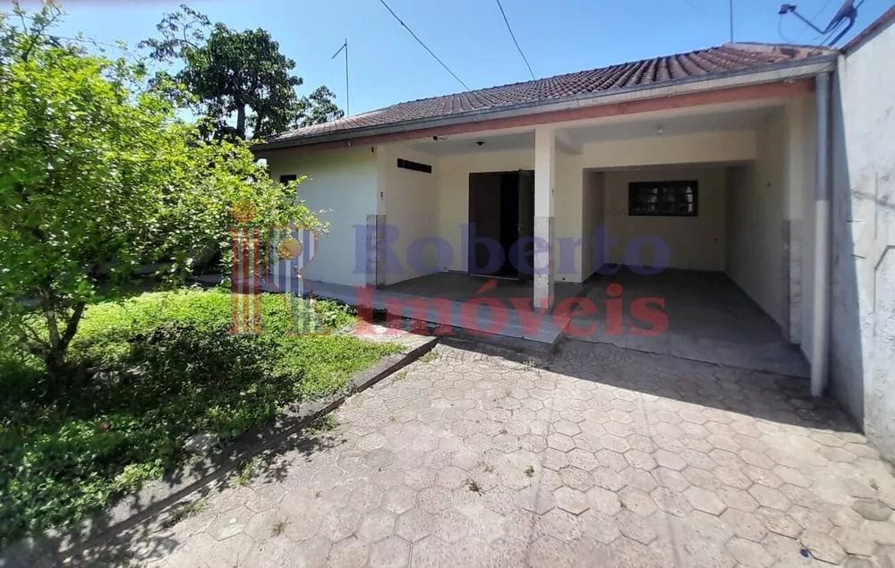 Casa à venda e aluguel com 3 quartos, 114m² - Foto 2