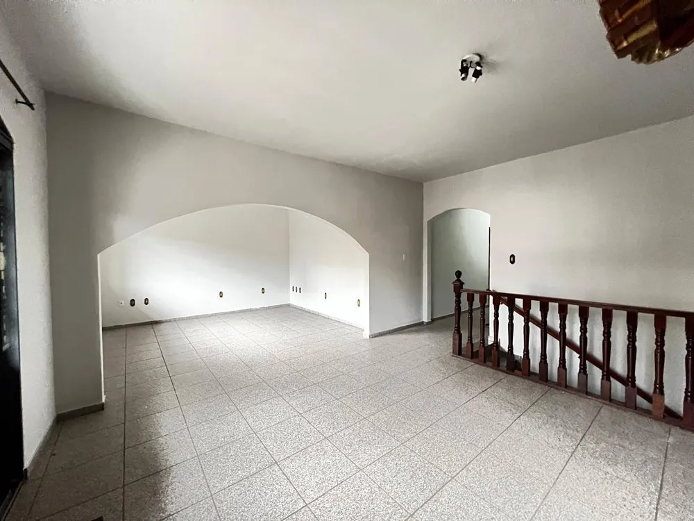 Casa, 1 quarto, 220 m² - Foto 1