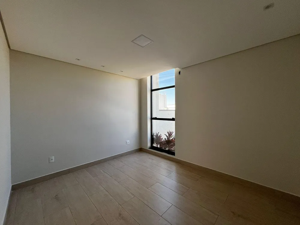 Casa, 3 quartos, 250 m² - Foto 9