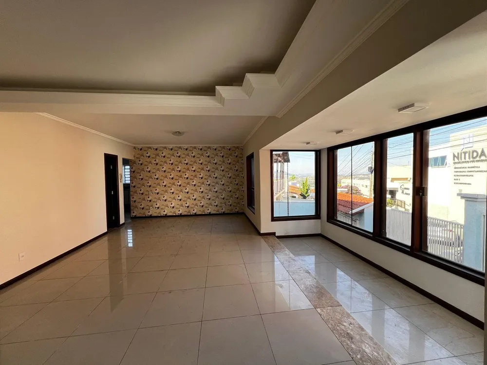 Casa, 3 quartos, 200 m² - Foto 13