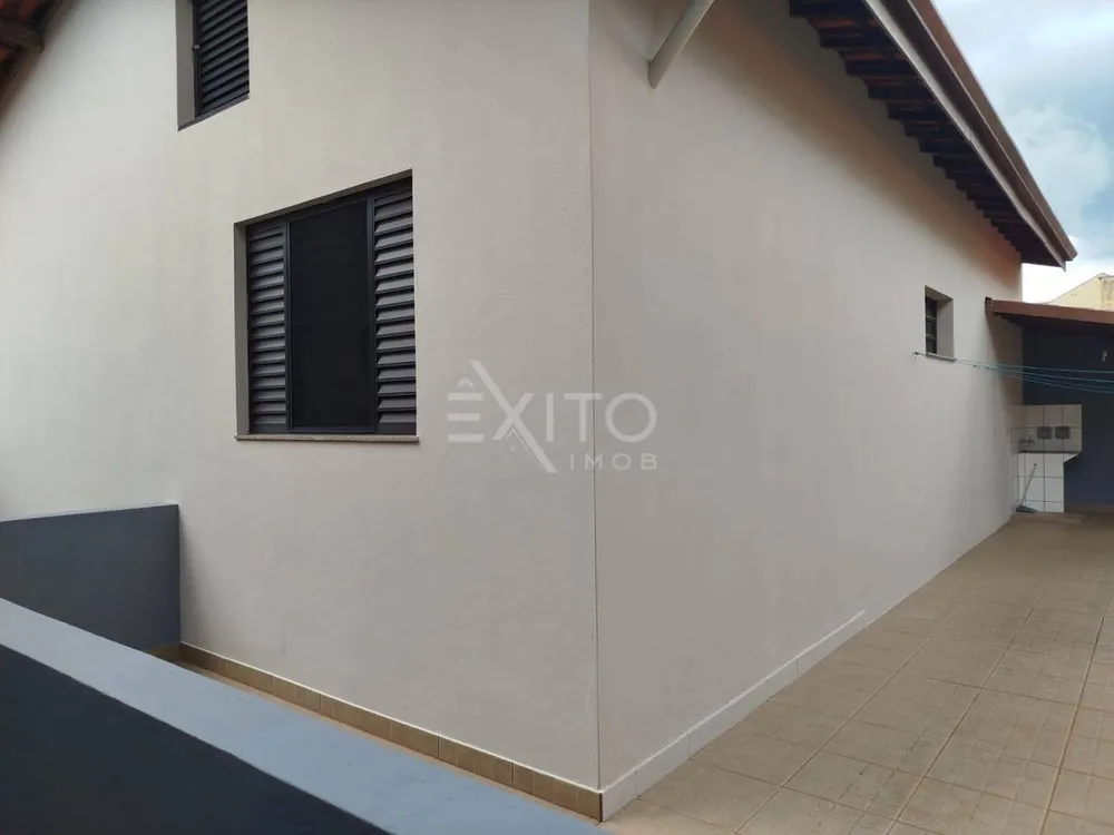 Casa, 4 quartos, 303 m² - Foto 2