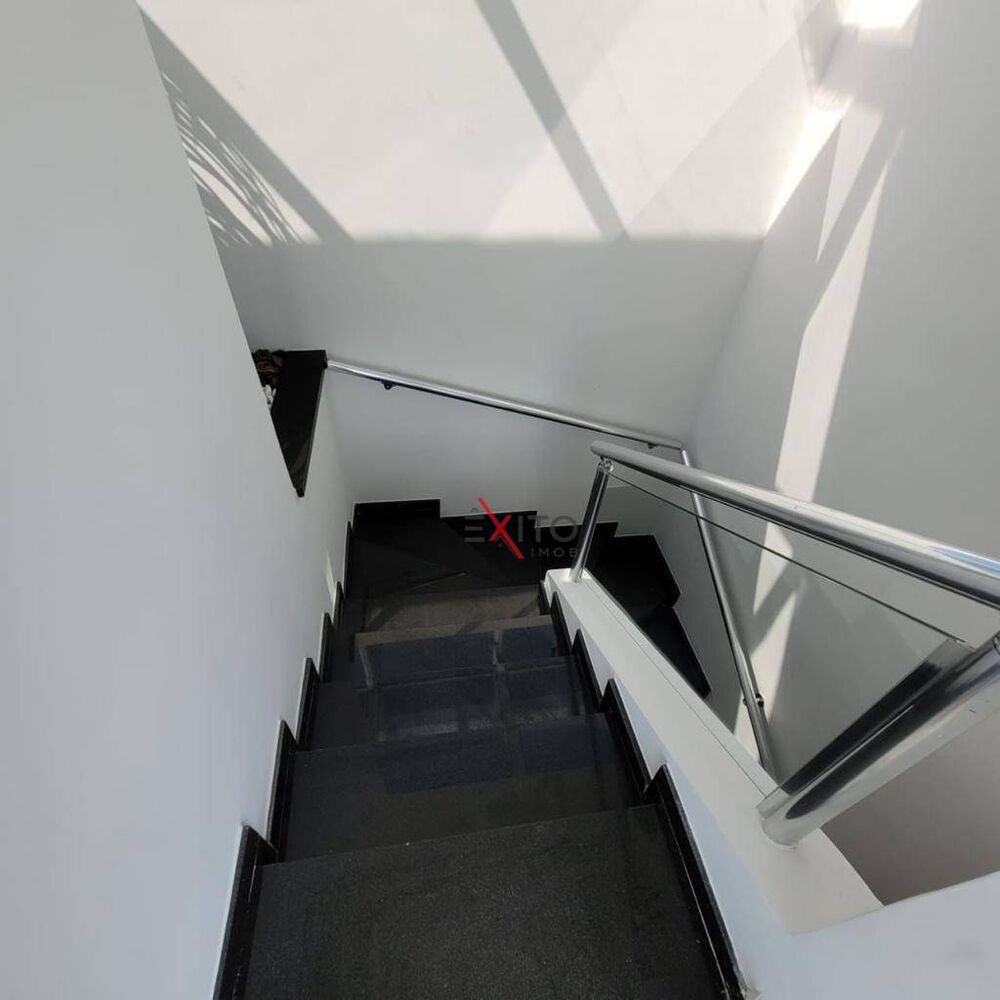 Casa, 4 quartos, 230 m² - Foto 3