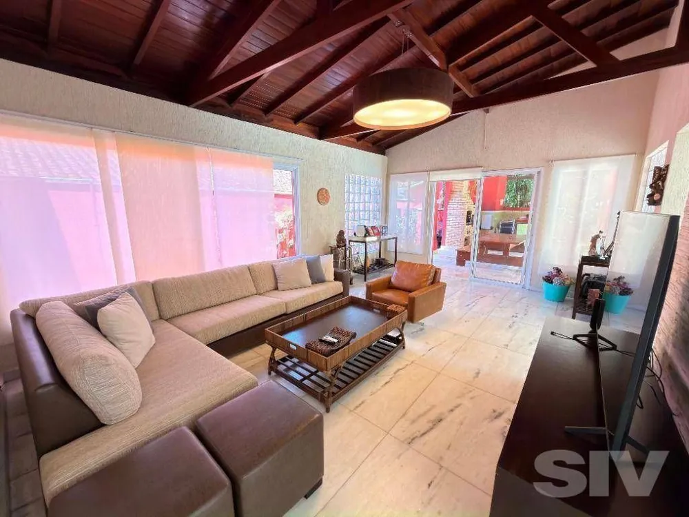Casa, 5 quartos, 310 m² - Foto 1