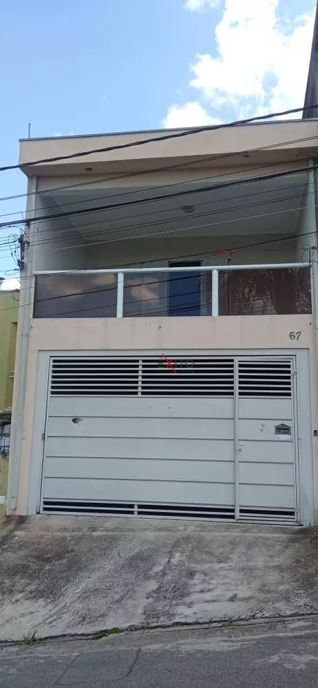 Sobrado à venda com 4 quartos, 125m² - Foto 1