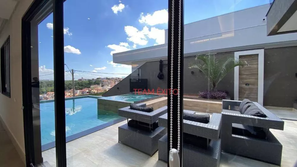 Casa de Condomínio à venda com 4 quartos, 500m² - Foto 3