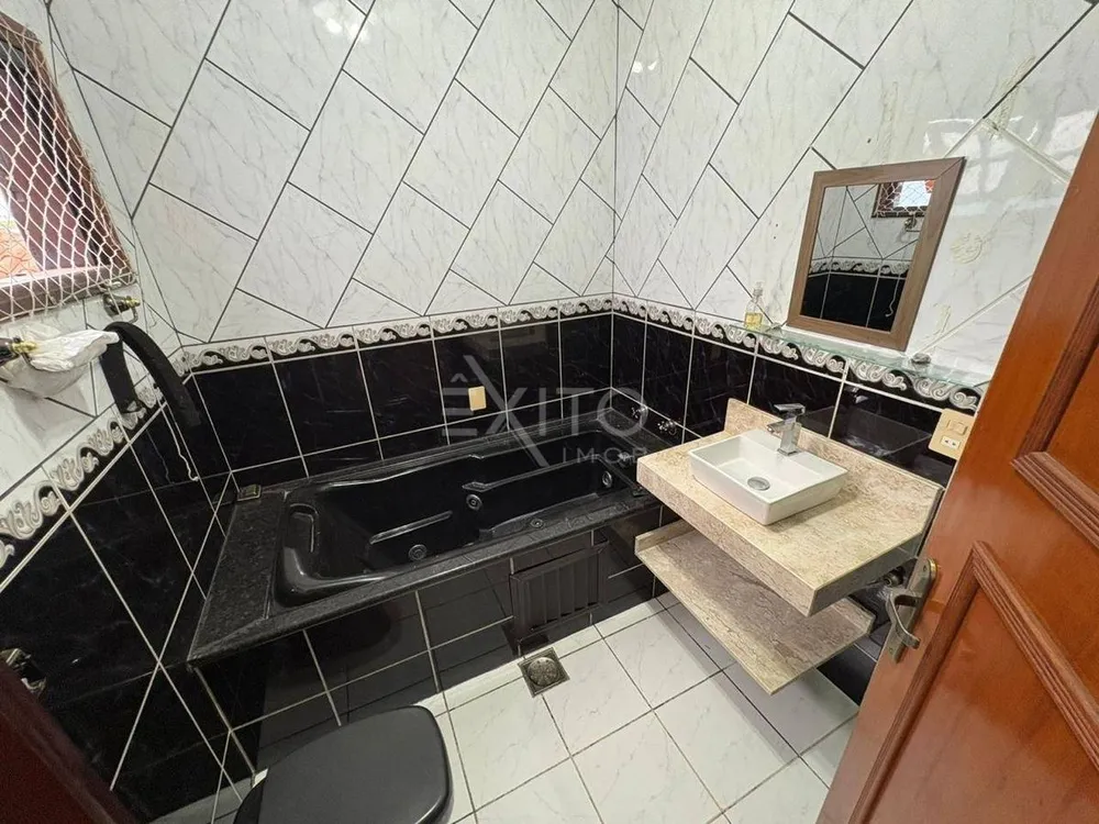 Casa, 3 quartos, 244 m² - Foto 8