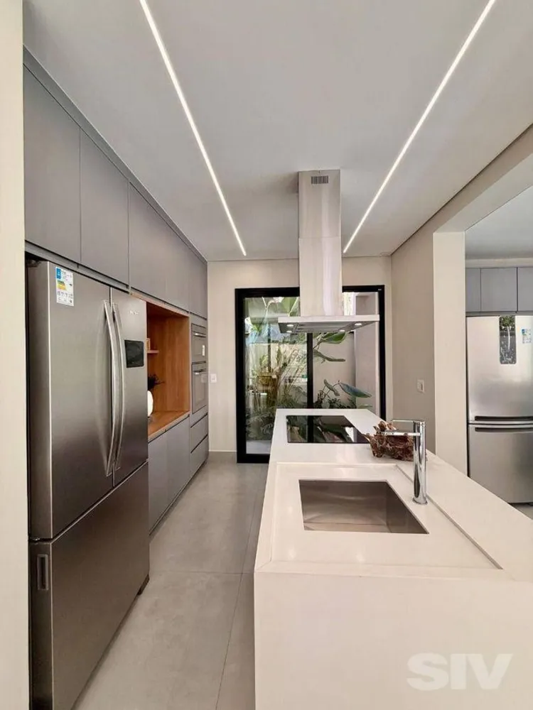 Casa, 6 quartos, 315 m² - Foto 5