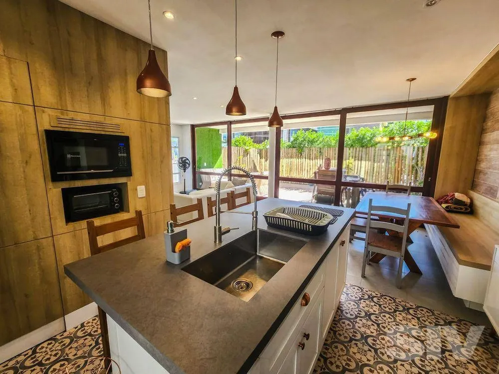 Sala-Conjunto, 232 m² - Foto 1