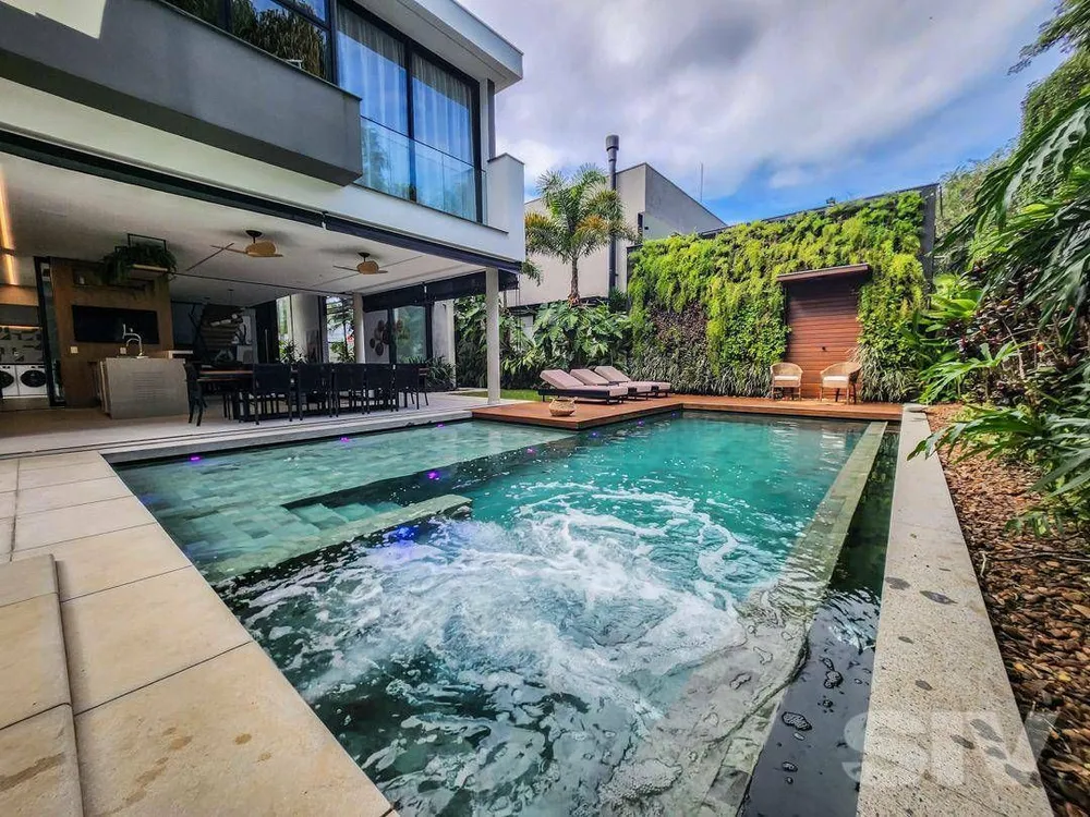 Casa, 7 quartos, 479 m² - Foto 1