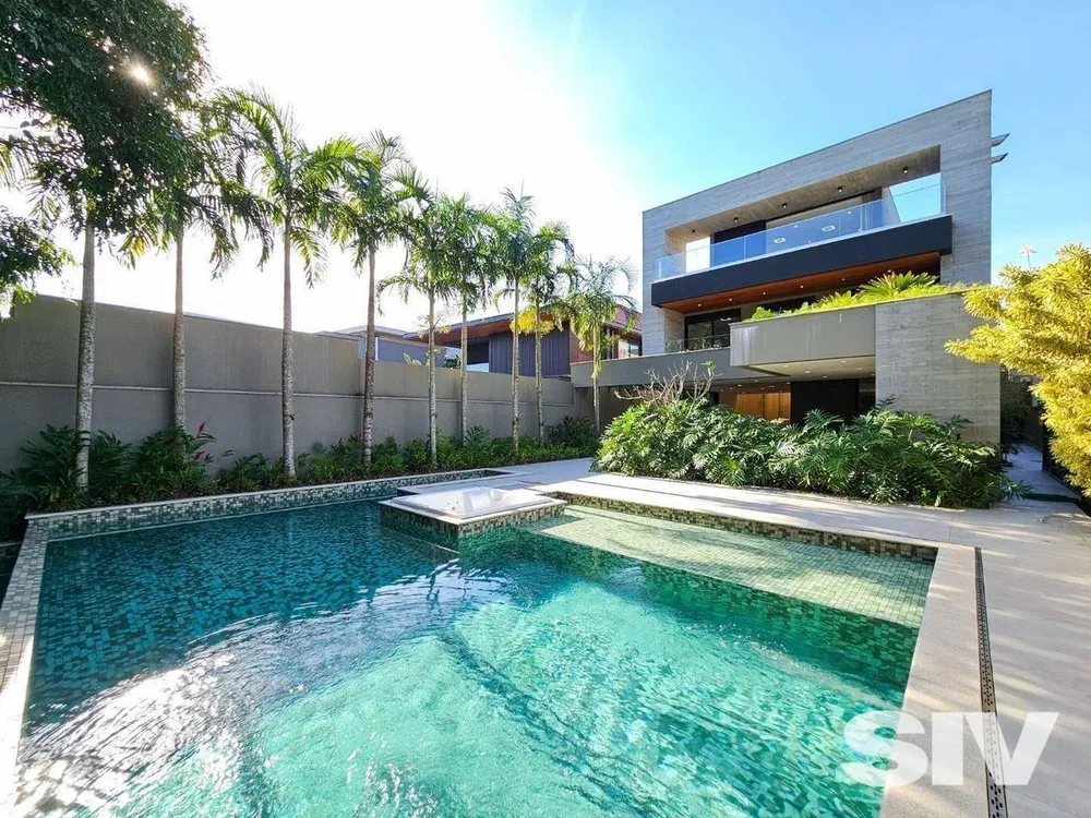 Casa, 5 quartos, 692 m² - Foto 1