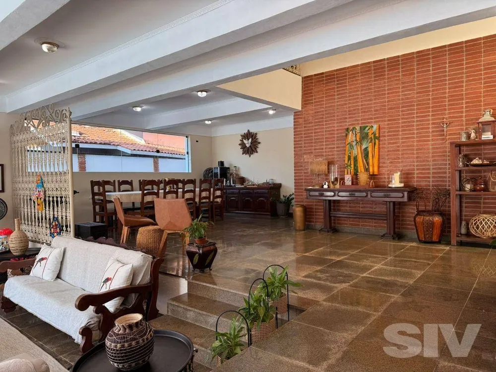 Casa, 5 quartos, 376 m² - Foto 2