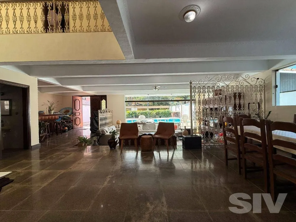 Casa, 5 quartos, 376 m² - Foto 4