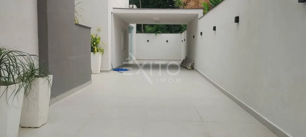 Casa, 5 quartos, 465 m² - Foto 4