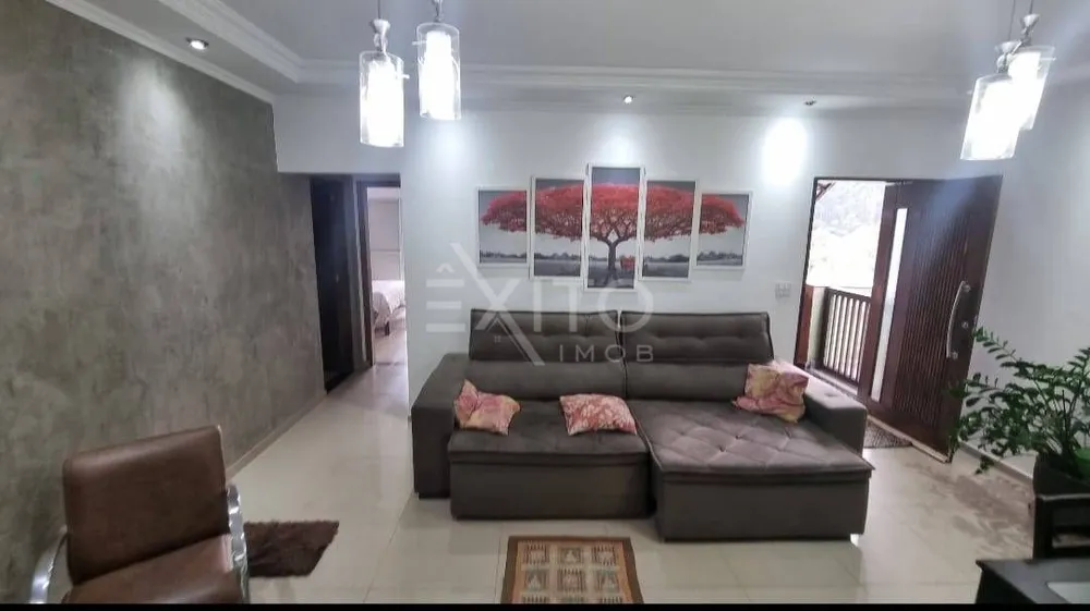 Casa, 3 quartos, 380 m² - Foto 2