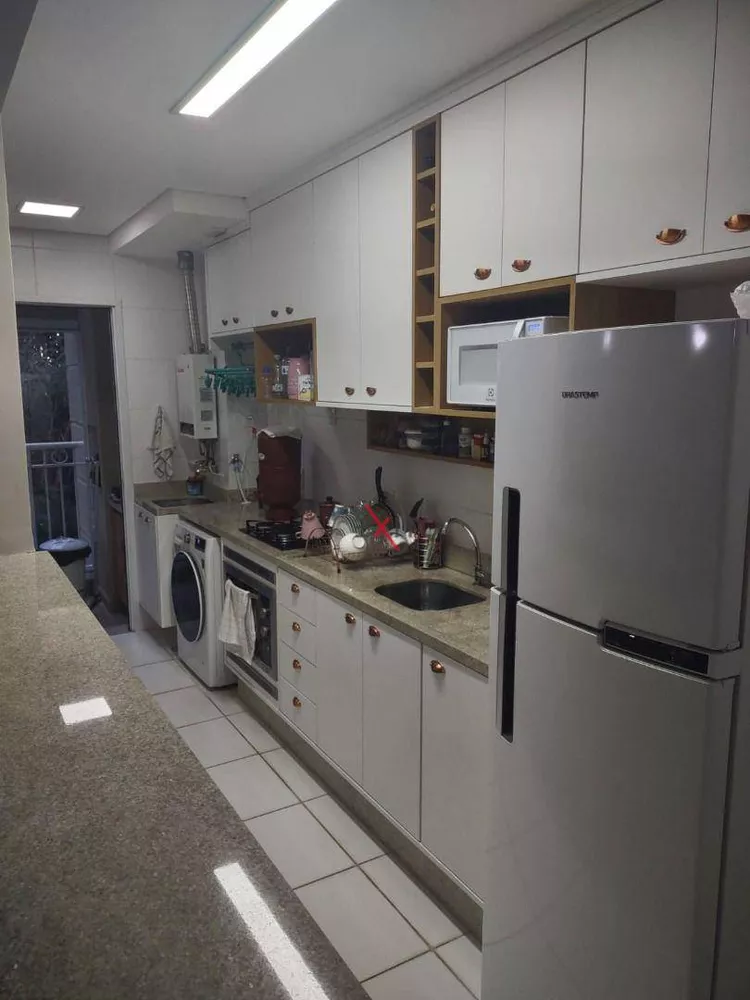 Apartamento à venda com 3 quartos, 80m² - Foto 1