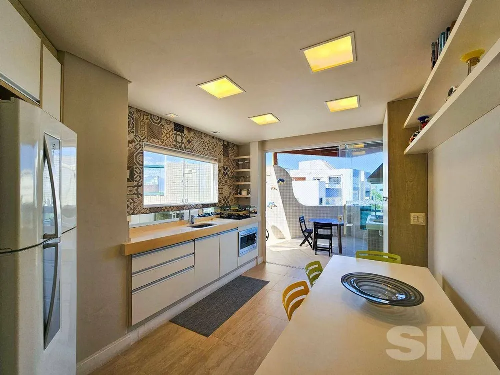 Cobertura, 3 quartos, 151 m² - Foto 4