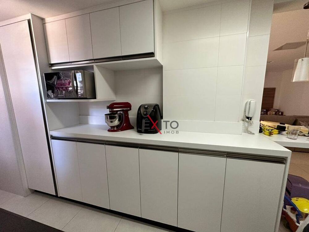 Apartamento à venda com 3 quartos, 97m² - Foto 5