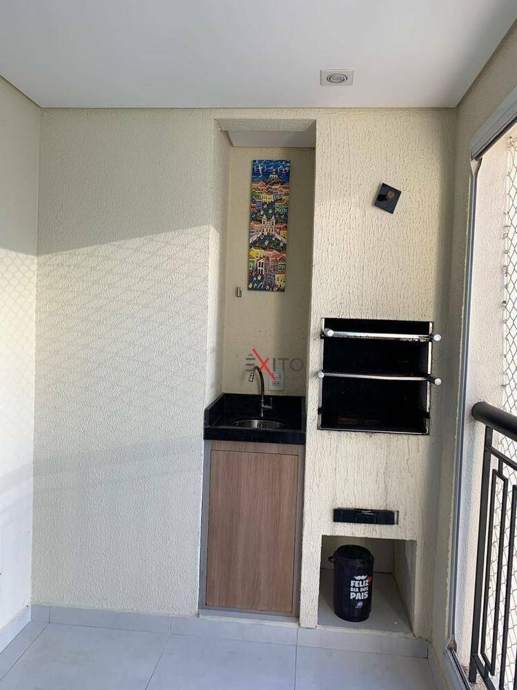 Apartamento à venda com 3 quartos, 97m² - Foto 9