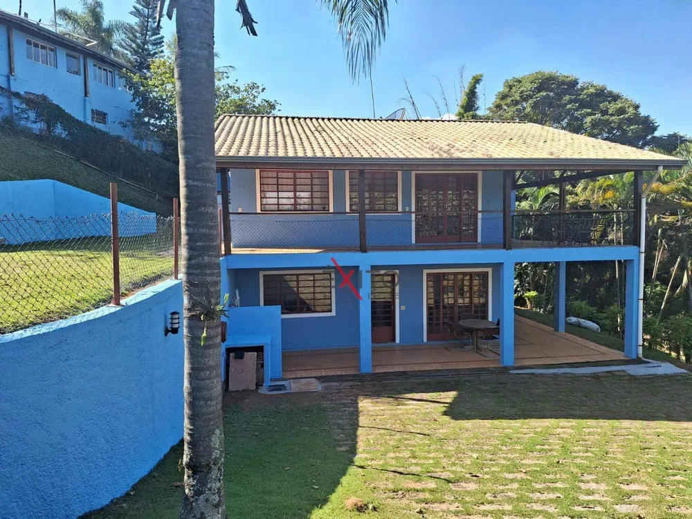 Chácara à venda com 4 quartos, 244m² - Foto 2